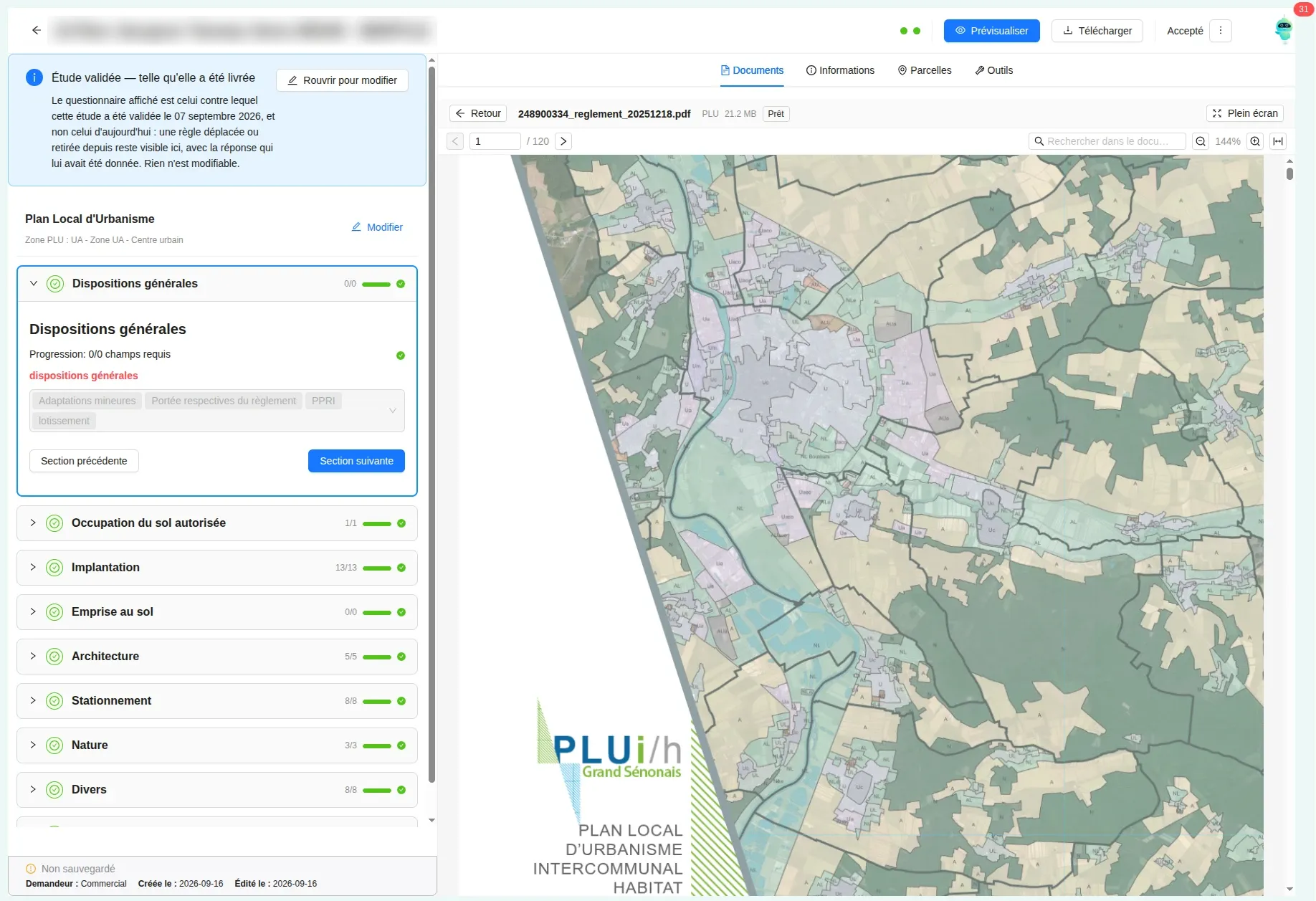 Étude urbaine : questionnaire PLU section par section, à côté du règlement de la commune ouvert dans la visionneuse.